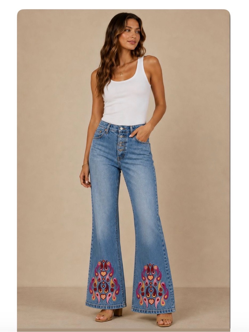 Vintage Embroidered Flare Jeans in Light Blue 32-31 Large